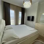 Albjona Apartment Central